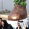 Shoe Statue Unveiled in Iraq